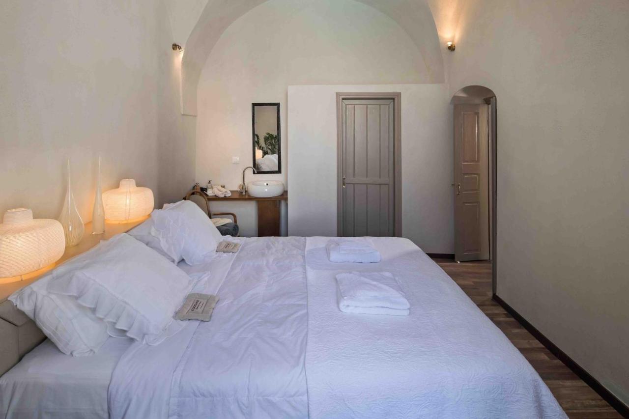 Sandandstone Villa Santorini ميغالوخوري المظهر الخارجي الصورة